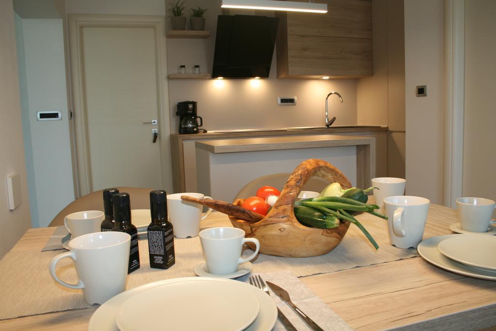 Olive Charm Apartment Умаг Екстериор снимка