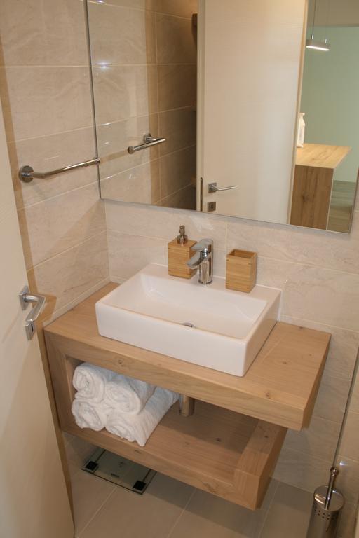 Olive Charm Apartment Умаг Екстериор снимка
