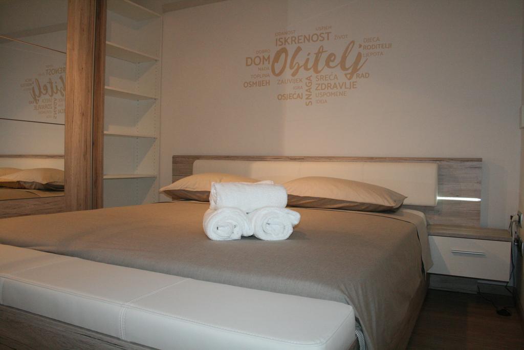 Olive Charm Apartment Умаг Екстериор снимка